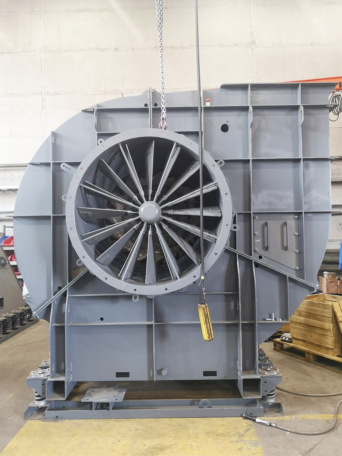 Шкаф управления дымососом для увеличения производительности цеха аммиачной селитры